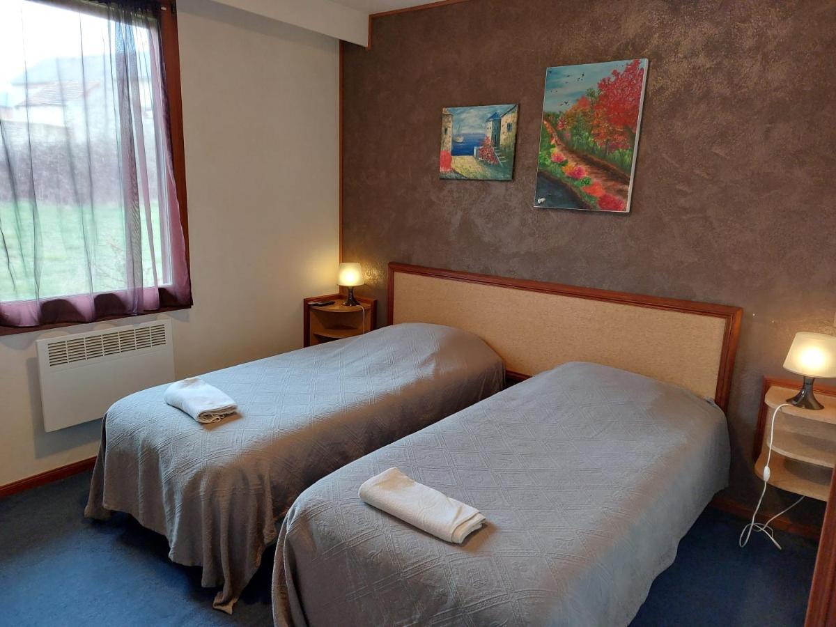 Hotel Le Magiot Montliot-et-Courcelles Esterno foto