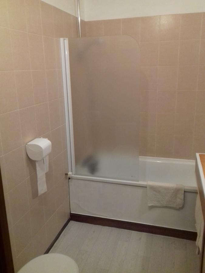 Hotel Le Magiot Montliot-et-Courcelles Esterno foto